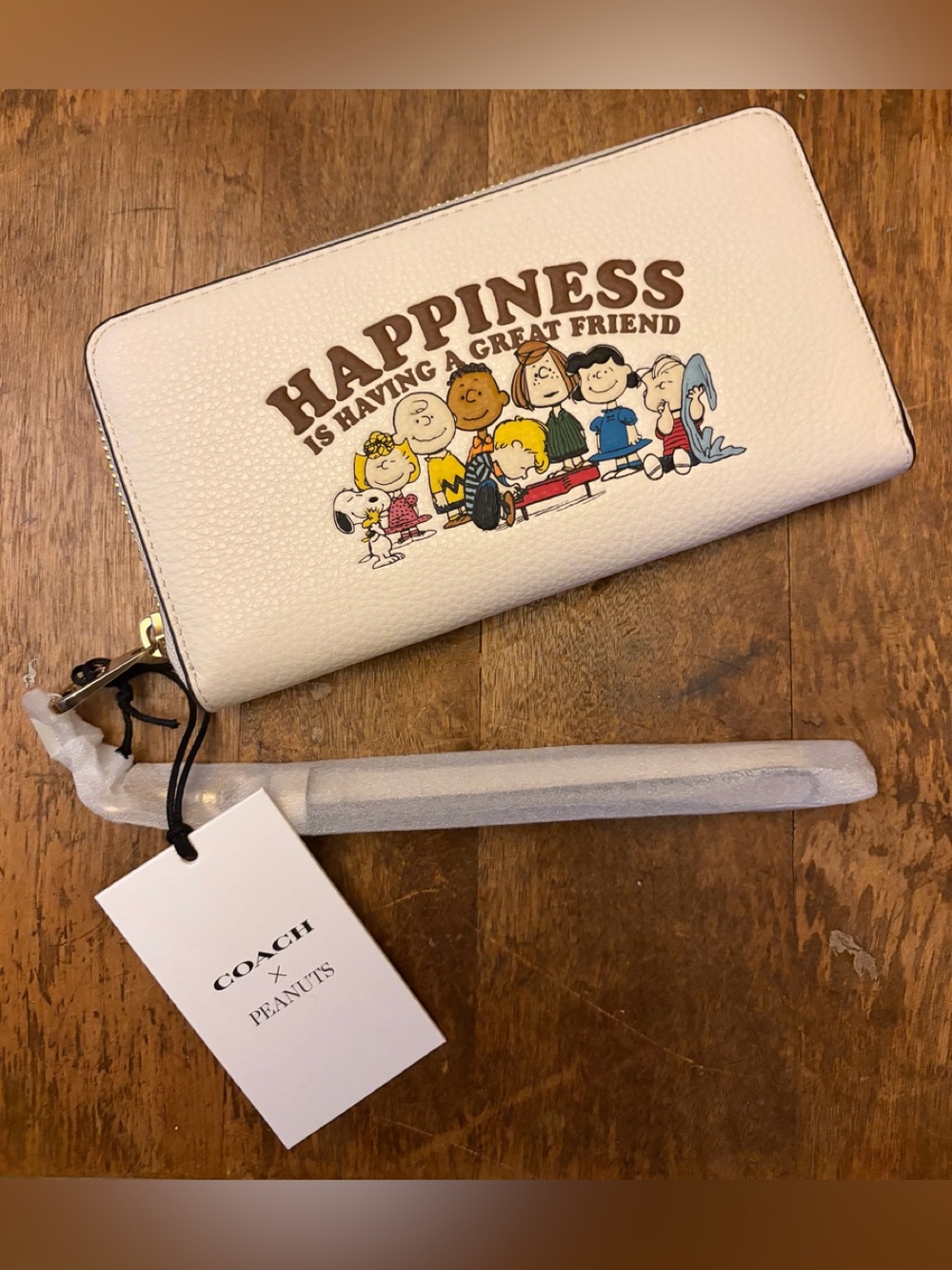 COACH x PEANUTS Long Zip Around Wallet Snoopy and Friends CBN35 Chalk Franklin - Picture 2 of 5